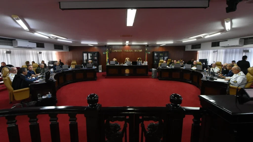 Em ação sobre golpe, STM pode cassar patente de generais pela primeira vez