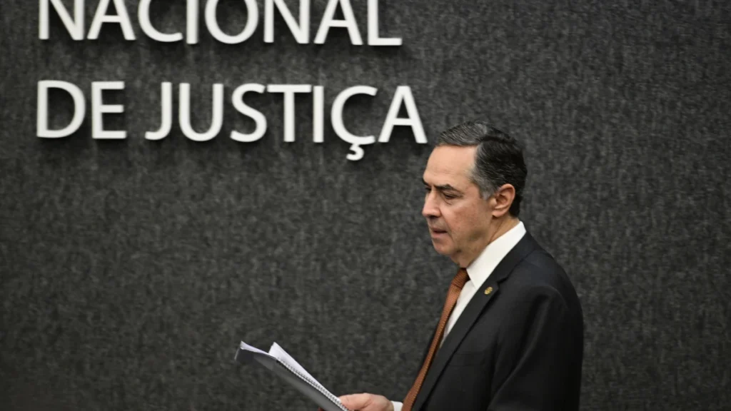 Barroso faz balanço de gestão no CNJ e cita queda de 3,5 mi de processos