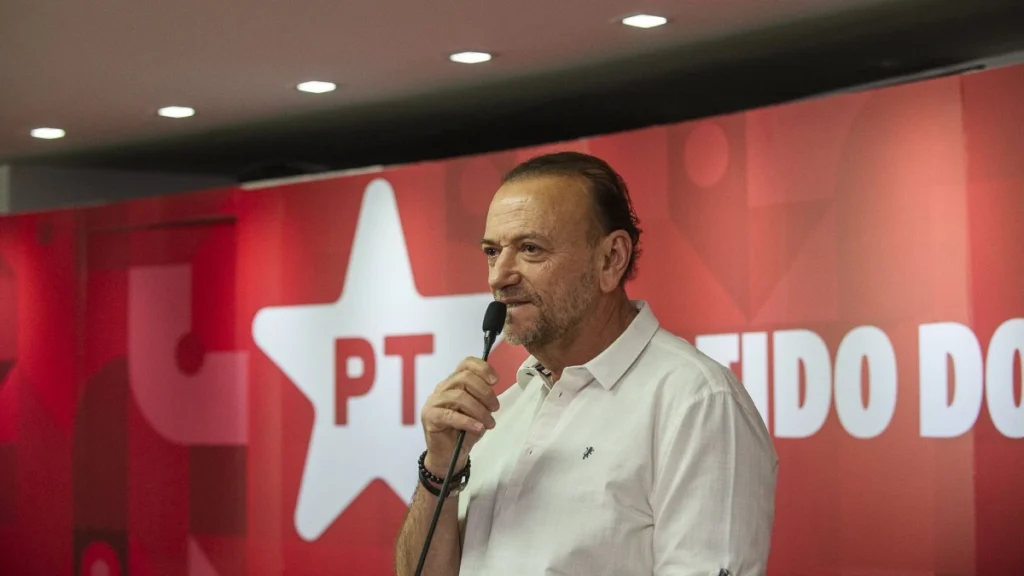 “Dão visibilidade à indignação do povo”, diz Edinho sobre manifestações