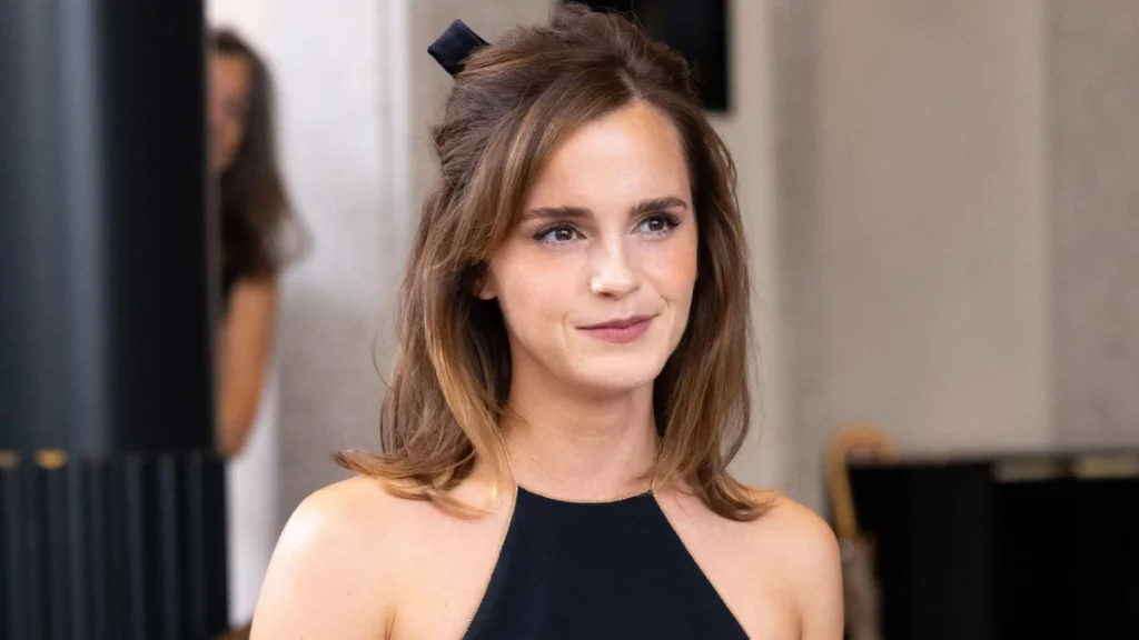 Emma Watson diz estar “mais feliz e saudável” após pausa na carreira