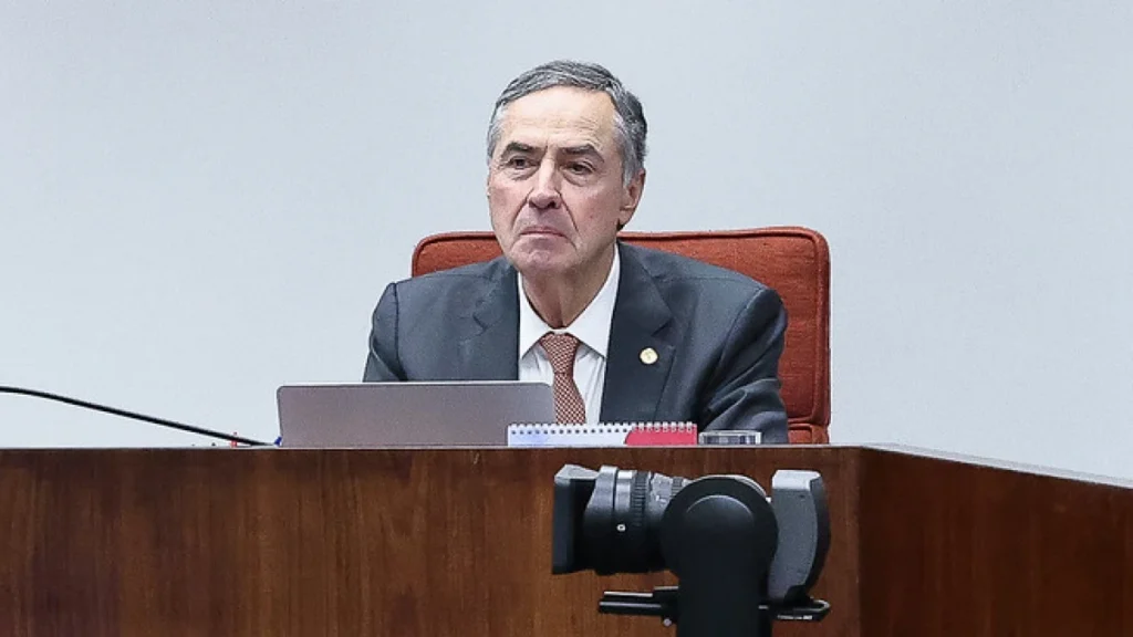 Quem teme ser preso não quer pacificação do país, diz Barroso