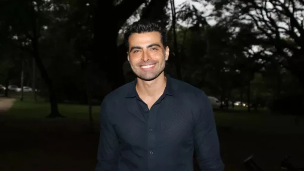 JP Mantovani, ex-participante de A Fazenda, morre em acidente de moto em SP