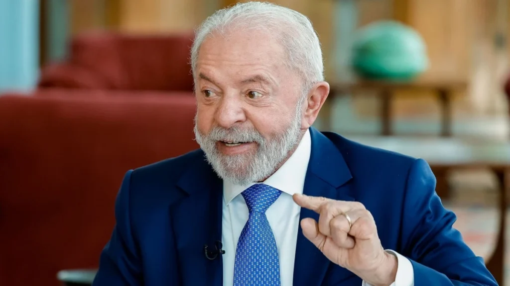 Após derrota de MP, Lula diz que governo pensará como taxar fintechs