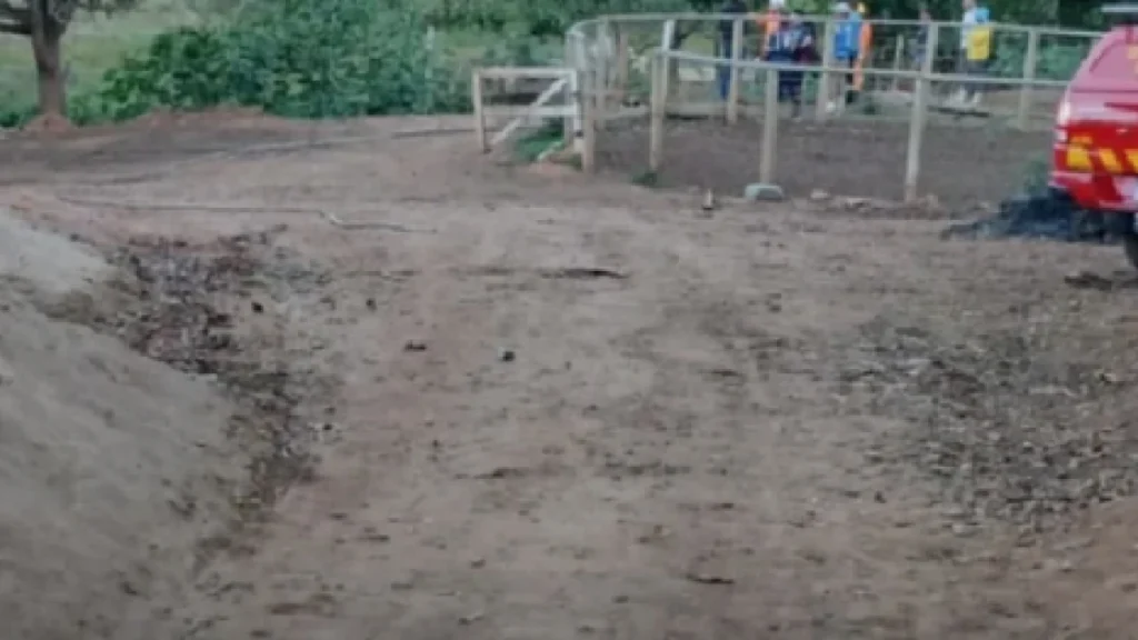 Adolescente de 12 anos morre após pegar trator e cair em represa em Minas Gerais