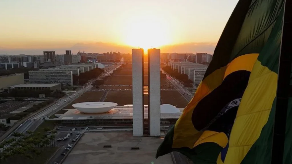 Análise: Pauta econômica testará reorganização da base