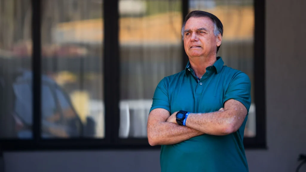 Batalhão da PM entra no radar para prisão de Bolsonaro