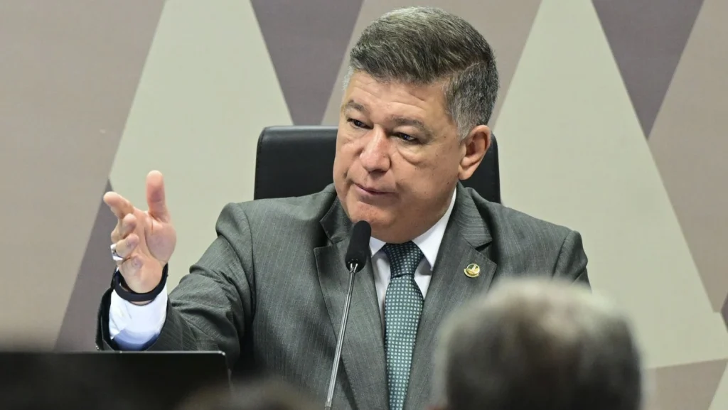Presidente da CPMI revela diagnóstico de tumor: A medicina mandou eu parar