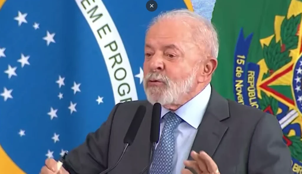 Em pronunciamento, Lula deve reconhecer ano difícil e exaltar conquistas