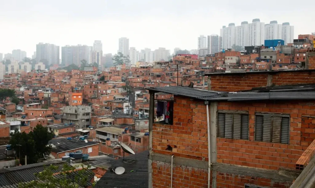 Paraisópolis tem superfícies até 15°C mais quentes que Morumbi, diz estudo