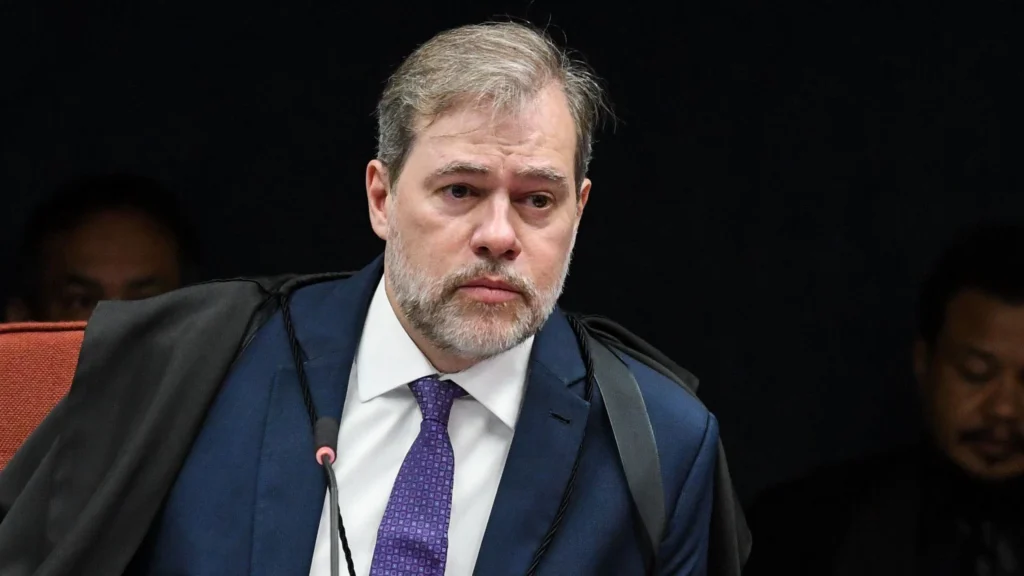 Toffoli avalia enviar investigação do Banco Master para 1ª instância
