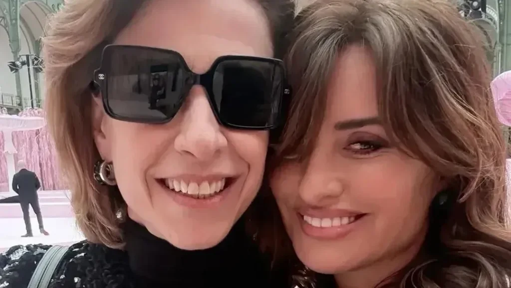 Fernanda Torres publica foto ao lado de Penélope Cruz em Paris