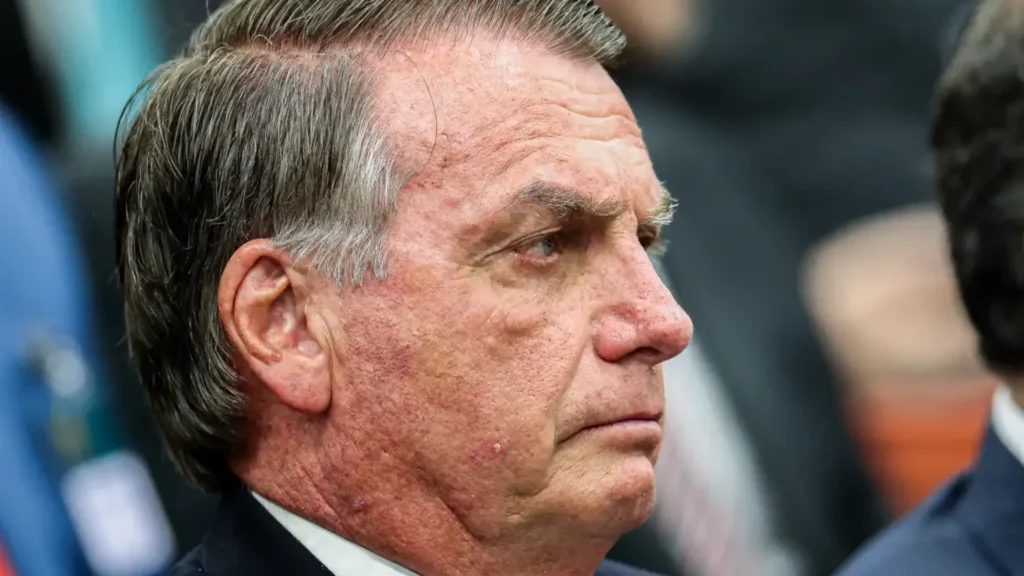 Moraes autoriza visita de Bia Kicis e Rogerio Marinho a Bolsonaro