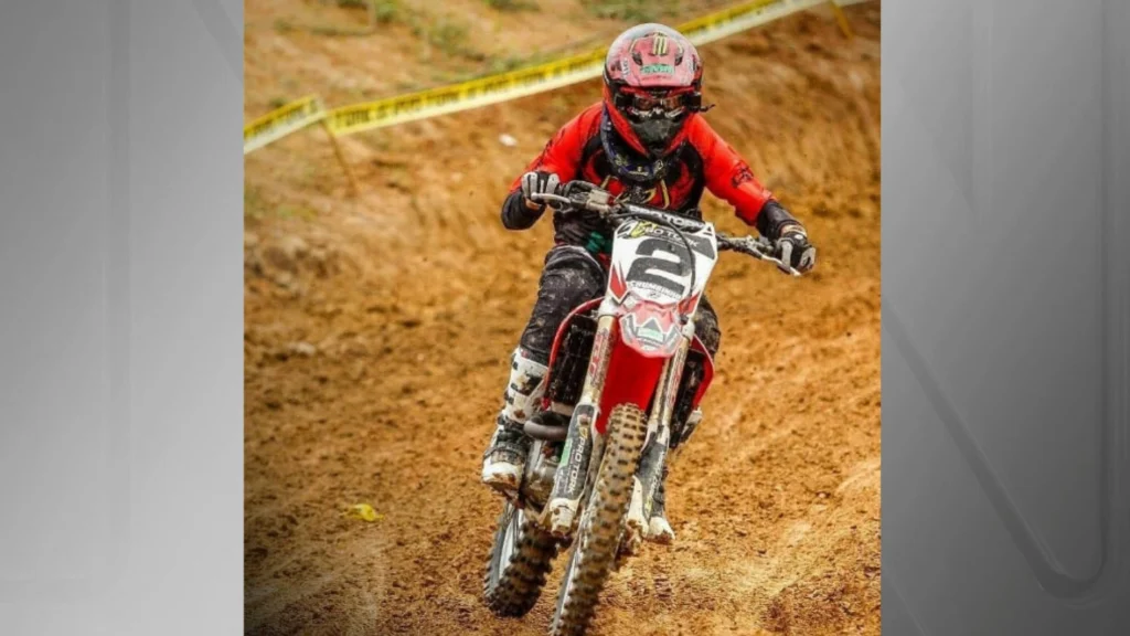 Campeão de motocross, “Chumbinho” Becker, morre após cair de ribanceira