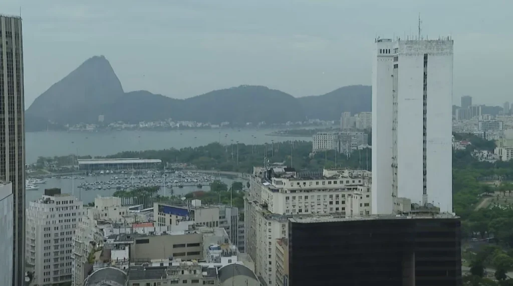 Rio de Janeiro tem alerta de chuva forte a partir desta quarta-feira (25)