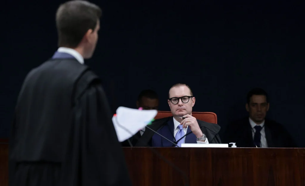 Defesas de deputados do PL negam desvio de emenda e alegam falta de provas