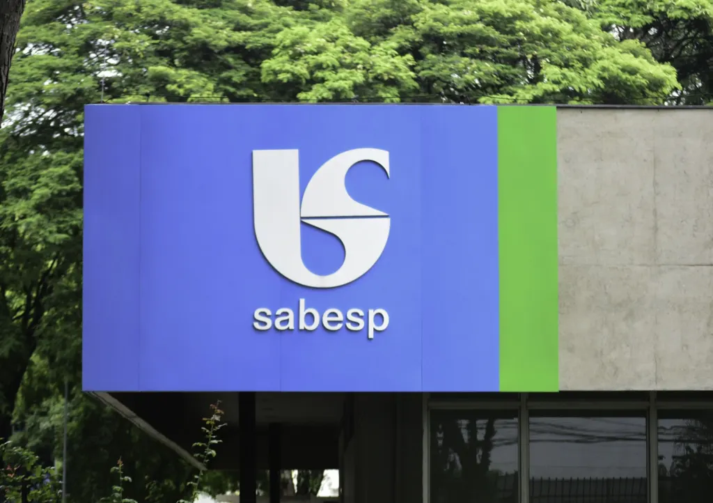 Clientes da Sabesp receberão alerta sobre consumo excessivo de água em SP