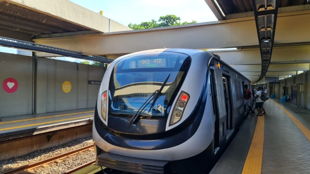Alerj aprova vagão feminino 24 horas em metrôs e trens do Rio