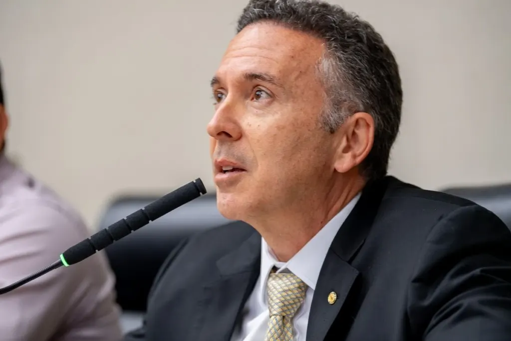 Procurador-geral do DF pede demissão em meio à tentativa de socorro do BRB
