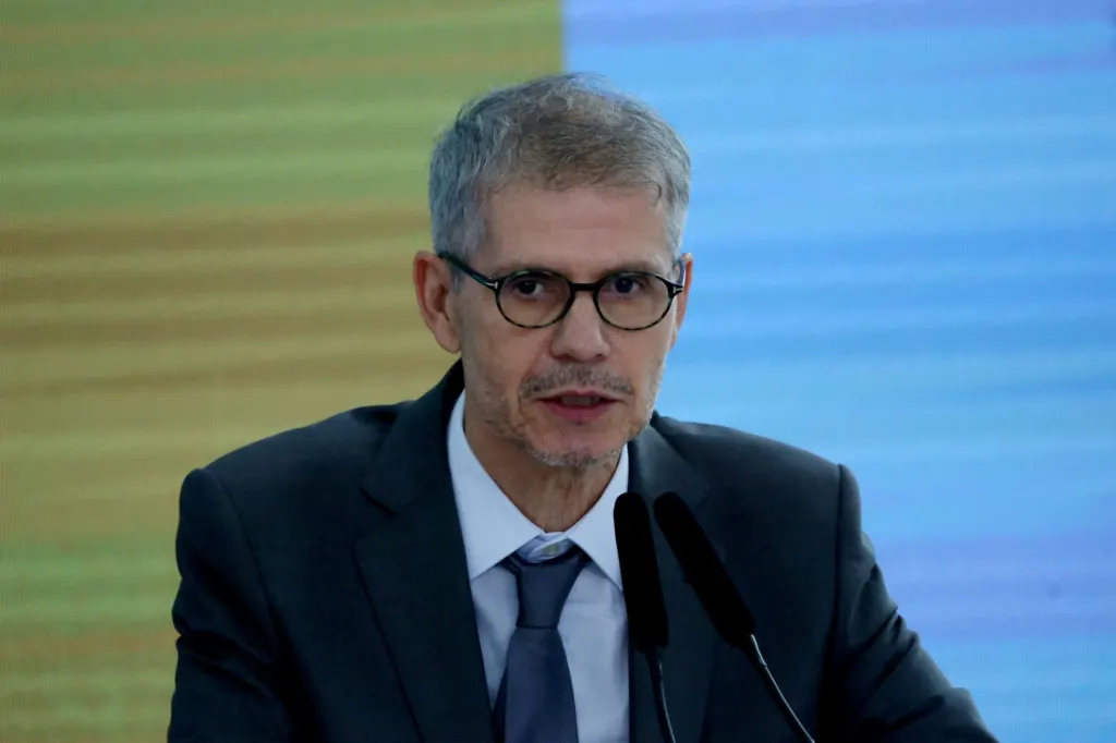 Análise: Secom testa estratégia sobre caso Master