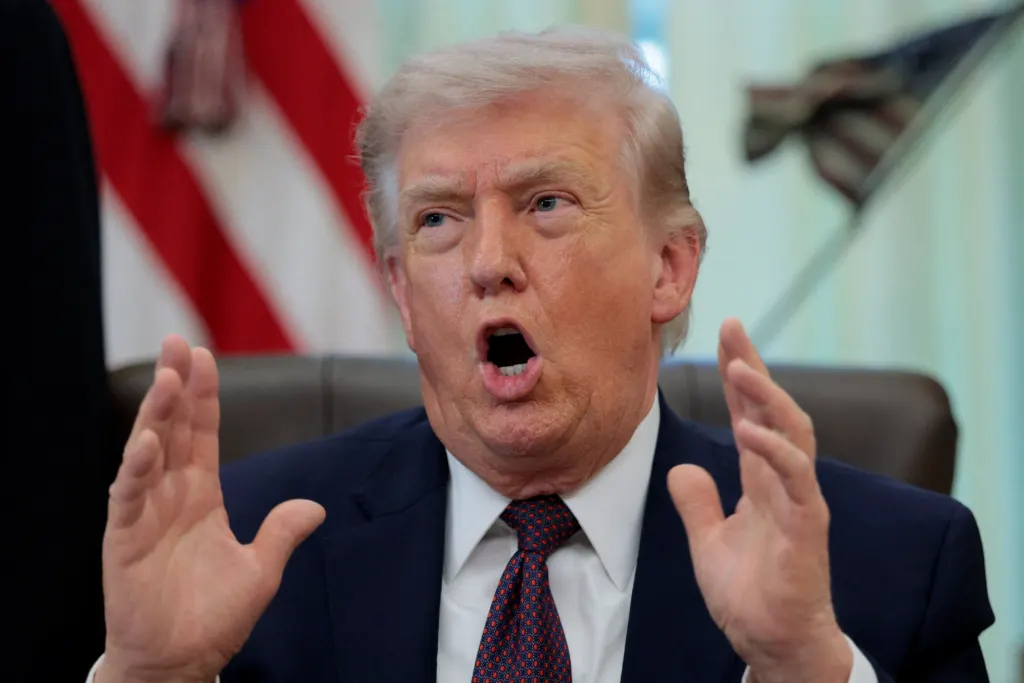 Análise: Pressionado, Trump ameaça aliados e o futuro da Otan