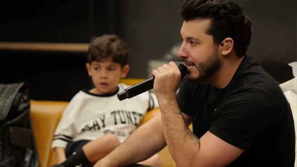 Filho de Marília Mendonça surge em foto e fãs veem semelhanças com cantora