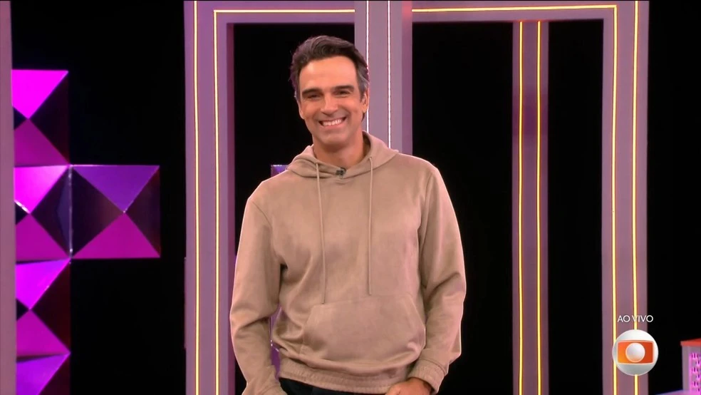 Tadeu Schmidt dá spoiler de Prova do Anjo e avisa: Promete muita emoção