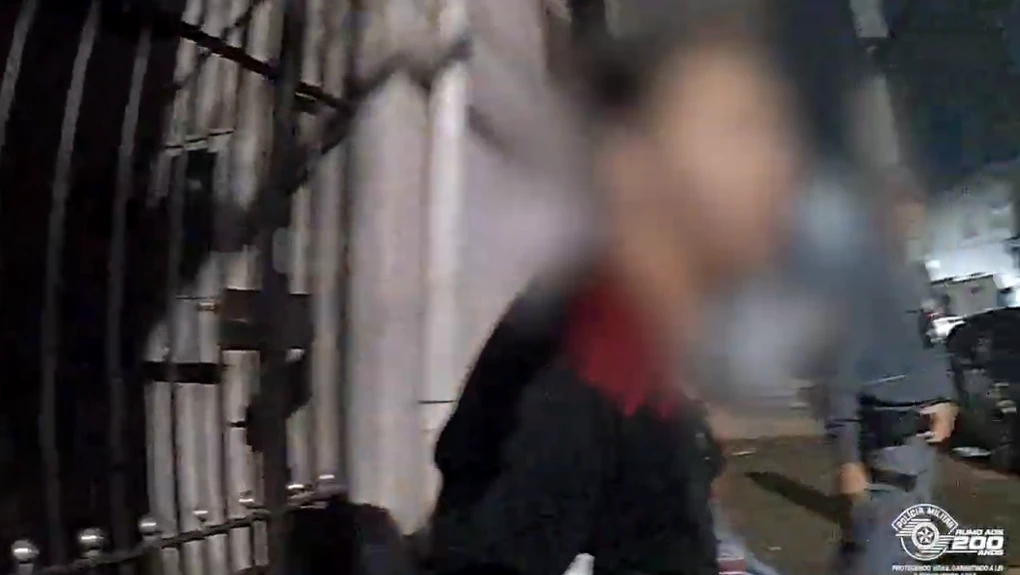 Vídeo: Mulher finge pedir pizza e denuncia agressões de companheiro em SP