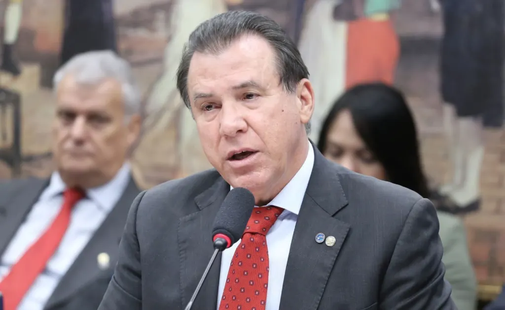 Escala 6×1: ministro diz esperar que Senado aprove PEC ainda no 1º semestre