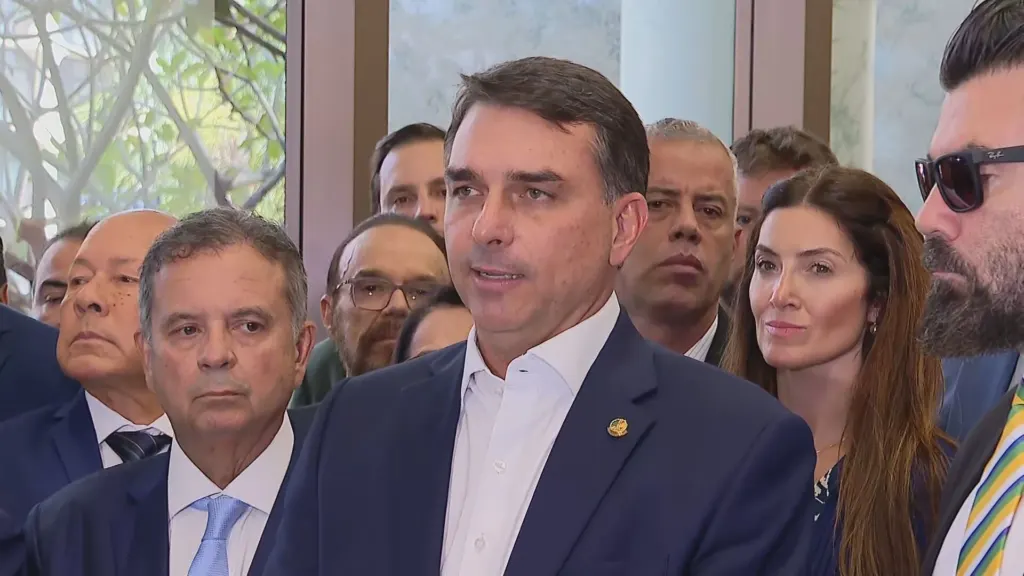 PL minimiza Datafolha e mantém aposta em Flávio Bolsonaro