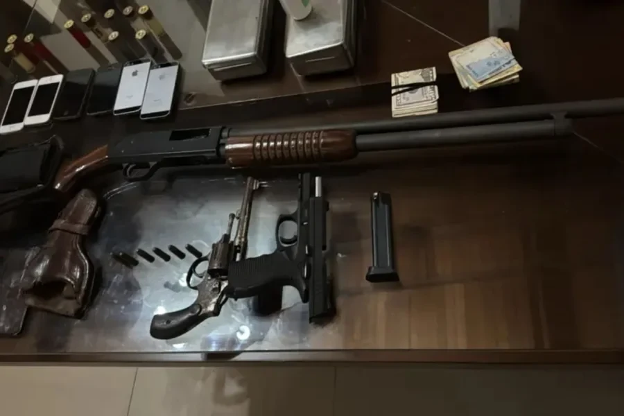Médico atira em policial durante operação contra atestados falsos