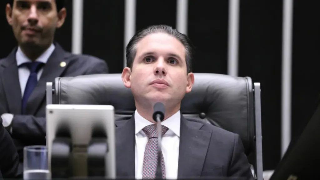 Hugo defende repasse de emendas e critica “criminalização” de recursos