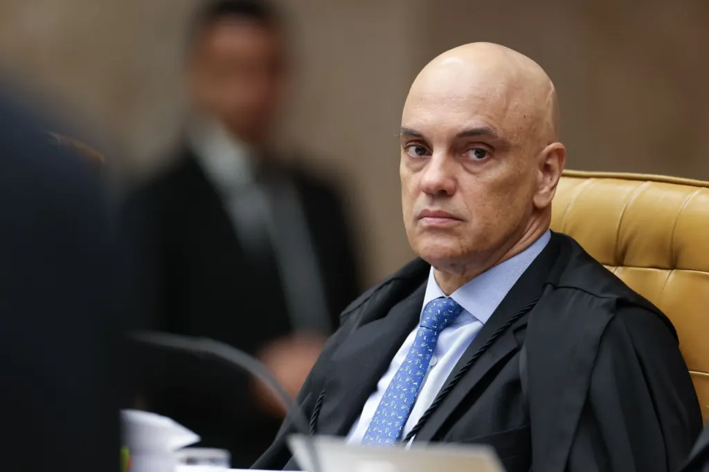 STF articula com governo Lula reação à notificação a Moraes nos EUA