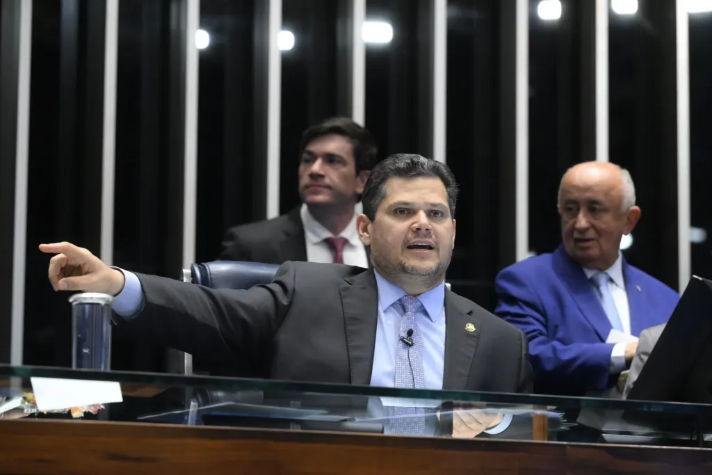 Senado pode votar PEC que custaria ao menos R$ 28 bi aos cofres da União
