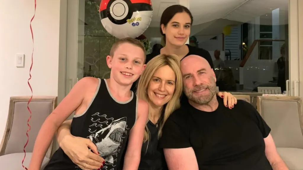 John Travolta abre coração sobre morte da esposa e filho: “Vida me testou”
