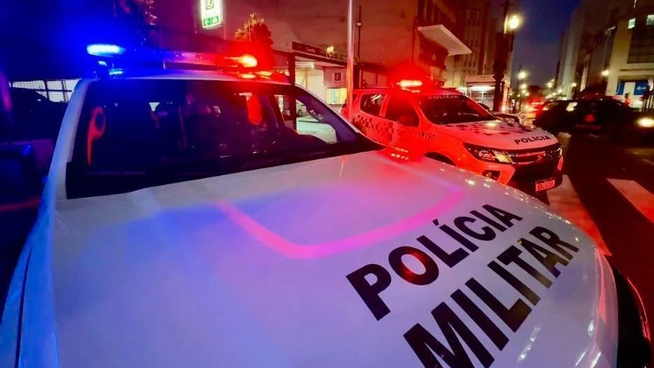 Crianças são achadas mortas dentro de carro e pai é preso em SP