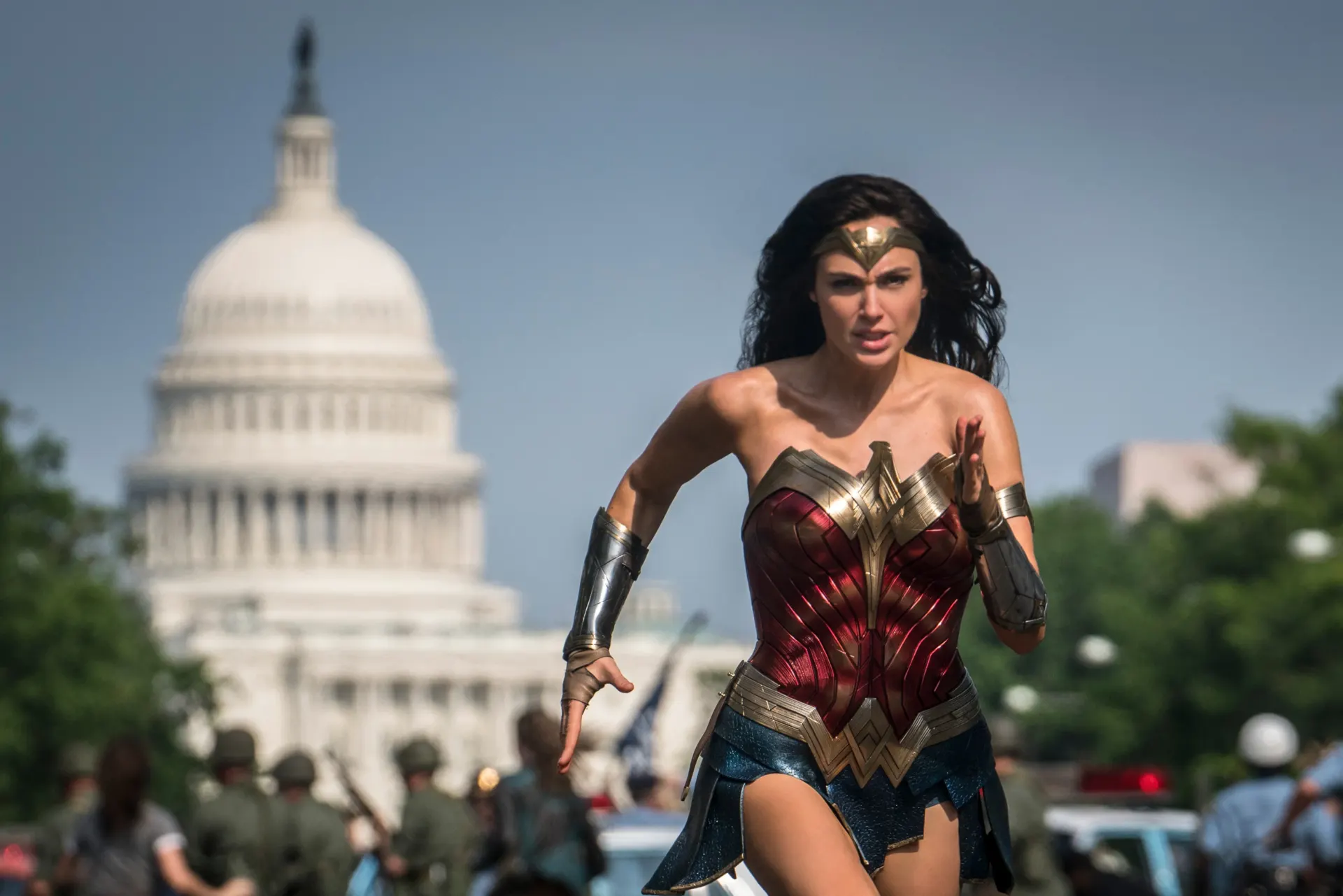 Gal Gadot critica fim de “Mulher-Maravilha 3” e saída de Henry Cavill