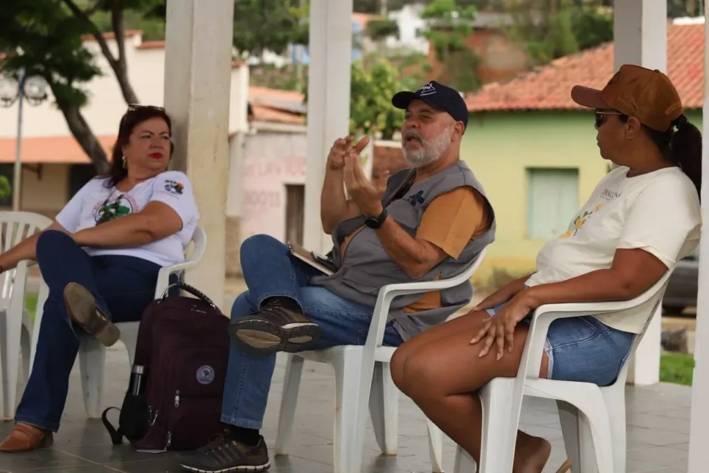 Contra falta de água, comunidade de MG receberá filtros para água de poço