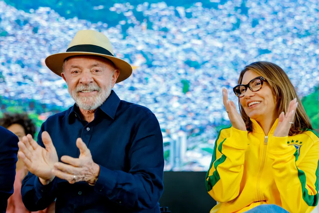 Kassio mantém vídeo em que Flávio atribui R$ 7 bi em viagens a Lula e Janja